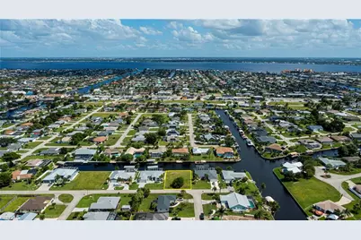 3725 SE 13th Ave, Cape Coral, FL 33904 - Photo 23