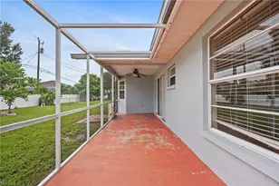 1425 SW 10th St, Cape Coral, FL 33991 - Photo 15