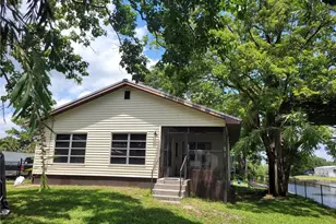 1104 Gulf St, Moore Haven, FL 33471 - Photo 25