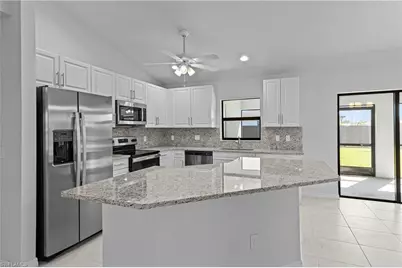 710 NW 2nd Ln, Cape Coral, FL 33993 - Photo 3