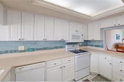 4229 SE 19th Pl #2E, Cape Coral, FL 33904 - Photo 5