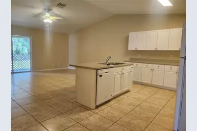 415 NE 25th Ave, Cape Coral, FL 33909 - Photo 9