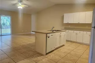 415 NE 25th Ave, Cape Coral, FL 33909 - Photo 9