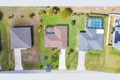 4404 NE 21st Ct, Cape Coral, FL 33909 - Photo 27