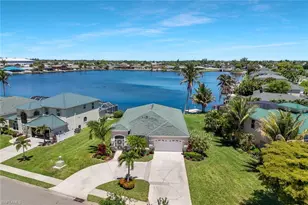 1726 Emerald Cove Cir, Cape Coral, FL 33991 - Photo 3