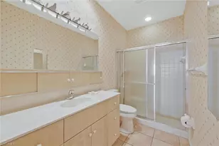 1726 Emerald Cove Cir, Cape Coral, FL 33991 - Photo 17