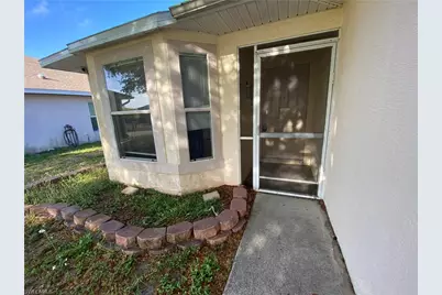 622 SE 13th Pl, Cape Coral, FL 33990 - Photo 3