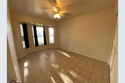 622 SE 13th Pl, Cape Coral, FL 33990 - Photo 7