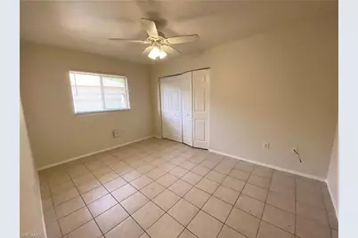 622 SE 13th Pl, Cape Coral, FL 33990 - Photo 15