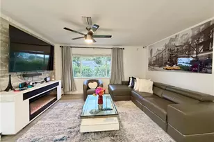 1821 Winkler Ave, Fort Myers, FL 33901 - Photo 7