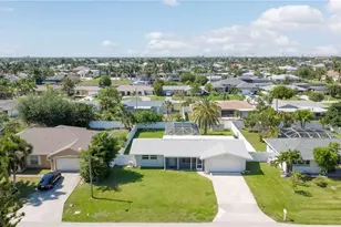 150 SW 48th Terrace, Cape Coral, FL 33914 - Photo 3