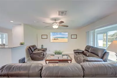 150 SW 48th Ter, Cape Coral, FL 33914 - Photo 7
