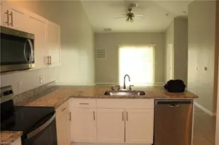 912 SW 39th Terrace, Cape Coral, FL 33914 - Photo 5