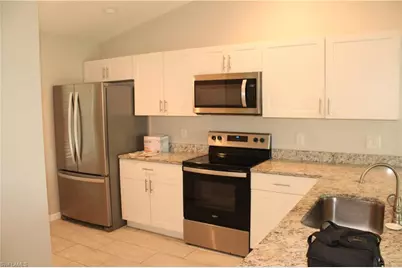 912 SW 39th Ter #104, Cape Coral, FL 33914 - Photo 3