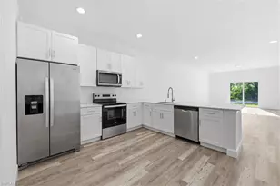 10045 Amicola St, Port Charlotte, FL 33981 - Photo 3