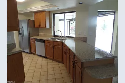 1001 SE 17th St, Cape Coral, FL 33990 - Photo 9