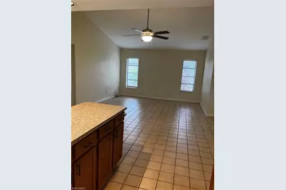 1001 SE 17th St, Cape Coral, FL 33990 - Photo 11