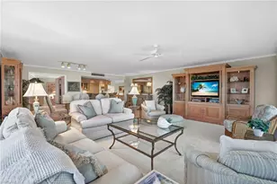 635 E Gulf Dr, Sanibel, FL 33957 - Photo 9