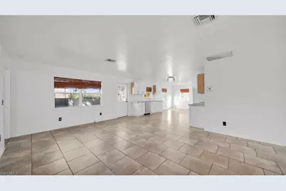 918 Acroft Ave, Lehigh Acres, FL 33971 - Photo 7