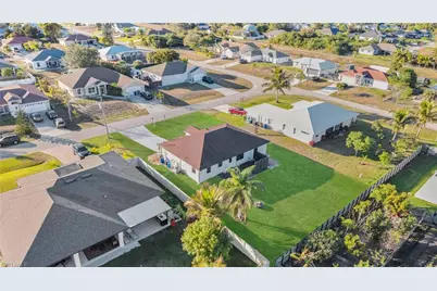 918 Acroft Ave, Lehigh Acres, FL 33971 - Photo 29