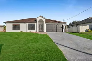 918 Acroft Ave, Lehigh Acres, FL 33971 - Photo 1