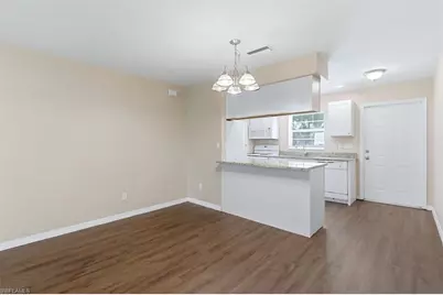 5257 Leeds Rd, Fort Myers, FL 33907 - Photo 9