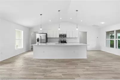 1725 NW 2nd St, Cape Coral, FL 33993 - Photo 11