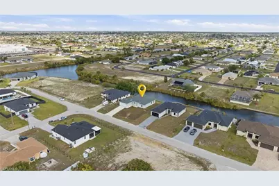 1725 NW 2nd St, Cape Coral, FL 33993 - Photo 5