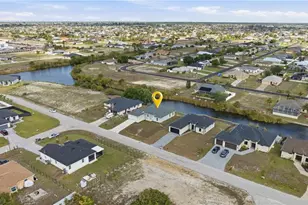 1725 NW 2nd St, Cape Coral, FL 33993 - Photo 5