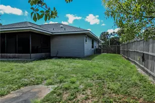 8241 Harrisburg Dr, Fort Myers, FL 33967 - Photo 5