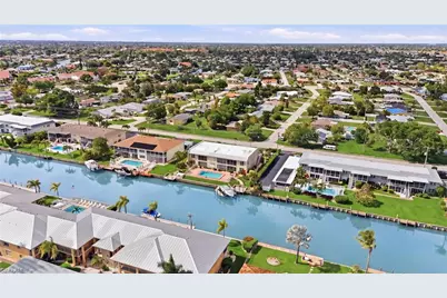 912 SE 46th St #201, Cape Coral, FL 33904 - Photo 33