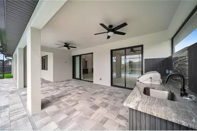 38 NE 8th Pl, Cape Coral, FL 33909 - Photo 39