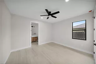 38 NE 8th Pl, Cape Coral, FL 33909 - Photo 33