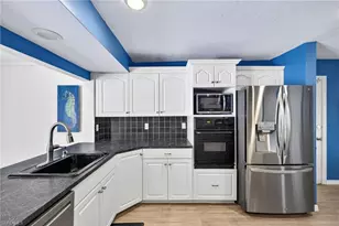 4547 SE 11th Ave, Cape Coral, FL 33904 - Photo 5