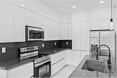 618 Raintree St E, Lehigh Acres, FL 33974 - Photo 29