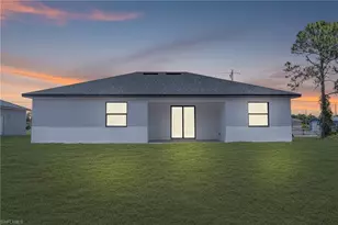 618 Raintree St E, Lehigh Acres, FL 33974 - Photo 3