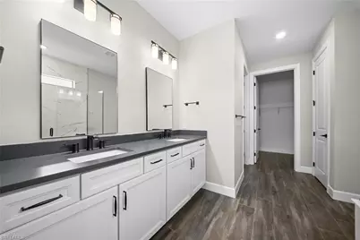 20112 Kingmont Dr, Estero, FL 33928 - Photo 21