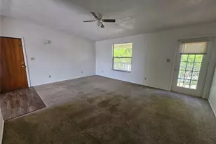 626 SE 13th Ct, Cape Coral, FL 33990 - Photo 3