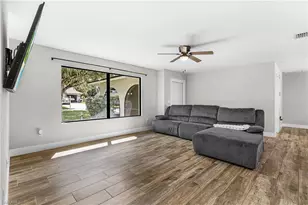 2249 River Oak Ln, Fort Myers, FL 33905 - Photo 9