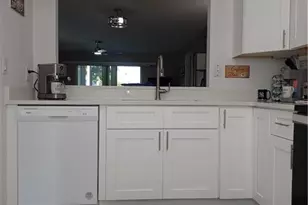 7086 Nantucket Cir, North Fort Myers, FL 33917 - Photo 9