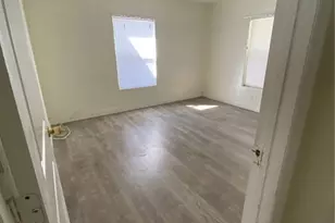 2039 Kurtz St, Fort Myers, FL 33901 - Photo 7