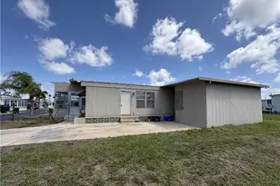 661 Coral Ln, North Fort Myers, FL 33917 - Photo 19