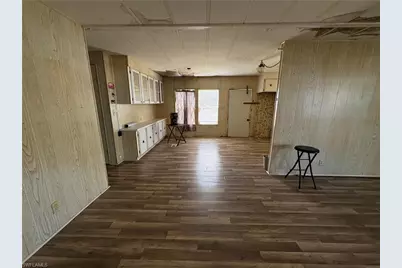 661 Coral Ln, North Fort Myers, FL 33917 - Photo 7