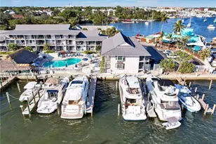 900 Broad Ave S, Naples, FL 34102 - Photo 3