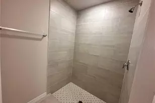 1005 NE 14th Terrace, Cape Coral, FL 33909 - Photo 17