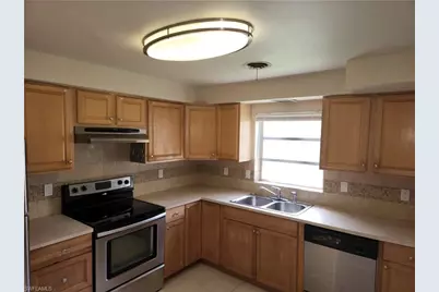 1530 Passaic Ave, Fort Myers, FL 33901 - Photo 7