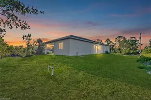 747 Newell St E, Lehigh Acres, FL 33974 - Photo 15