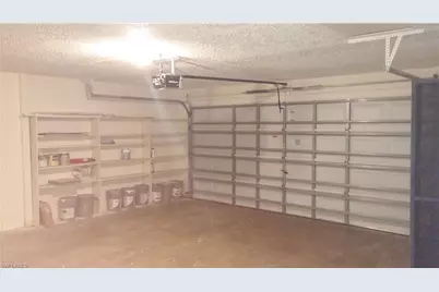 906 SE 19th Ln, Cape Coral, FL 33990 - Photo 23