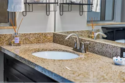 408 Delwoodbreck St, Ruskin, FL 33570 - Photo 27