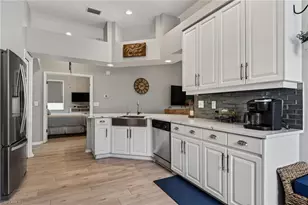 408 Delwood Breck St, Ruskin, FL 33570 - Photo 17